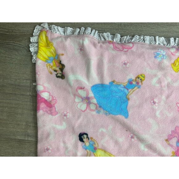 Vintage 90s Disney Princes Pink Fleece Throw Blanket For Toddler 50 x 40 - Picture 10 of 14